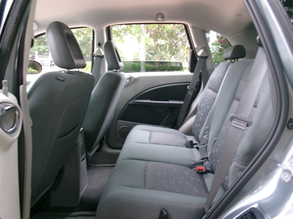 2009 Chrysler PT Cruiser - $12,995