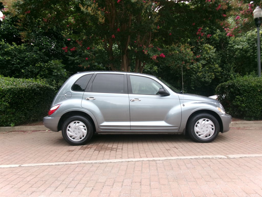 2009 Chrysler PT Cruiser - $12,995