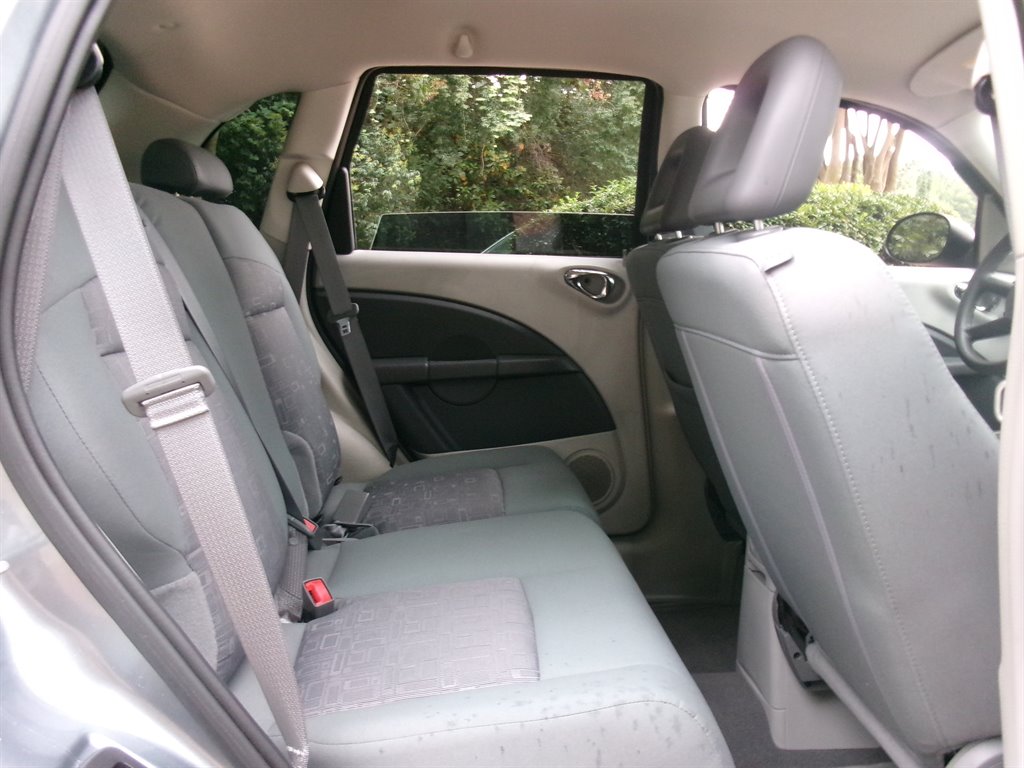 2009 Chrysler PT Cruiser - $12,995