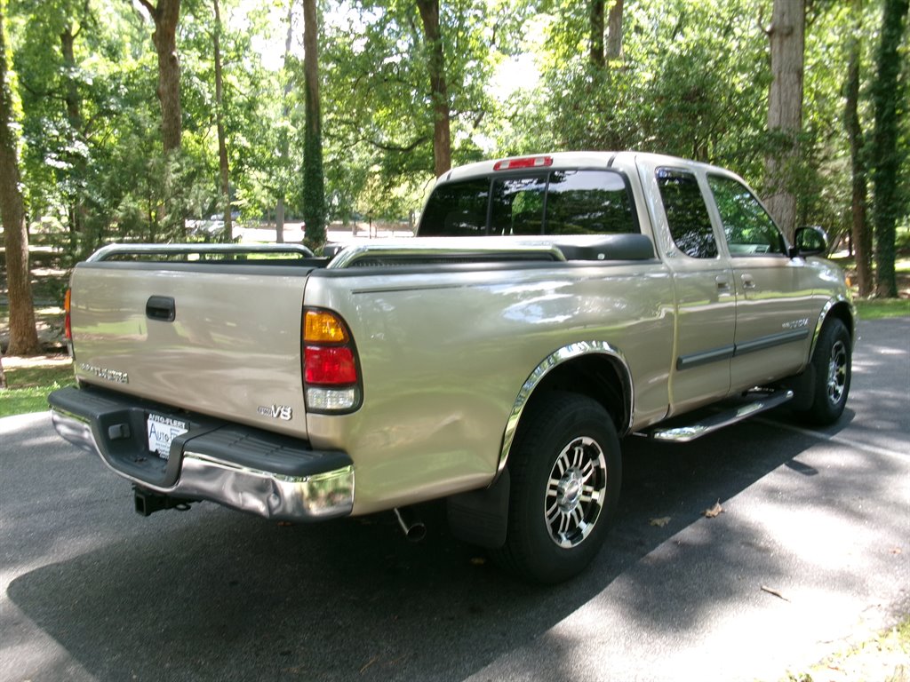 2003 Toyota Tundra - $16,995