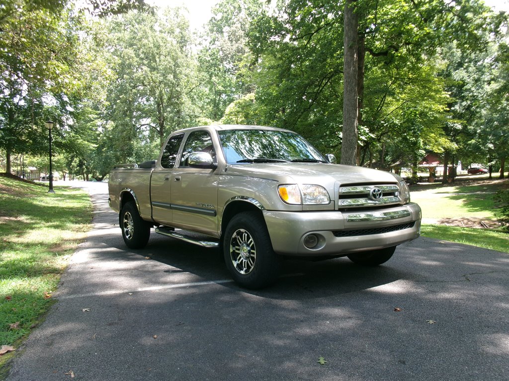 2003 Toyota Tundra - $16,995