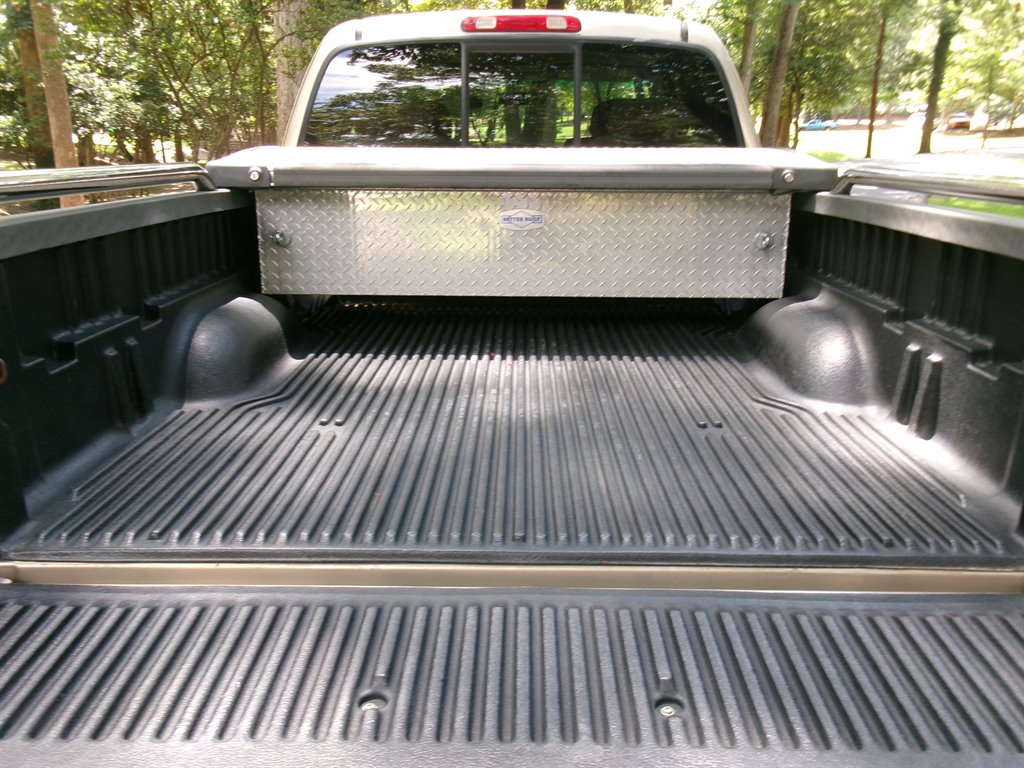 2003 Toyota Tundra - $16,995