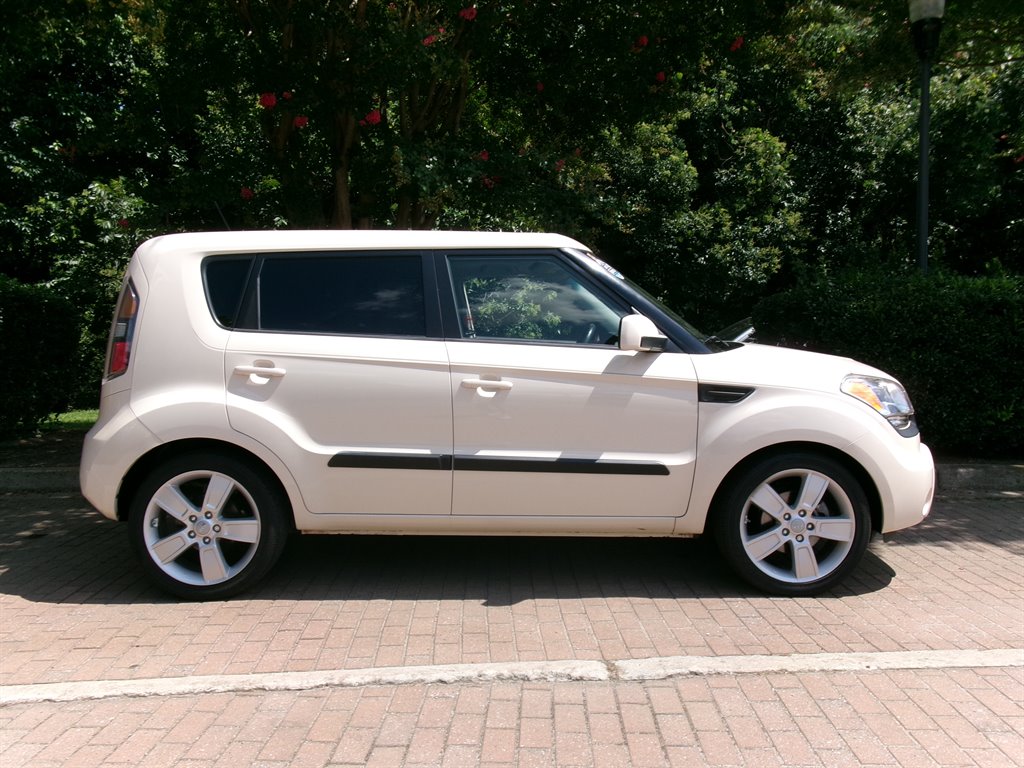 2011 Kia Soul - $7,995