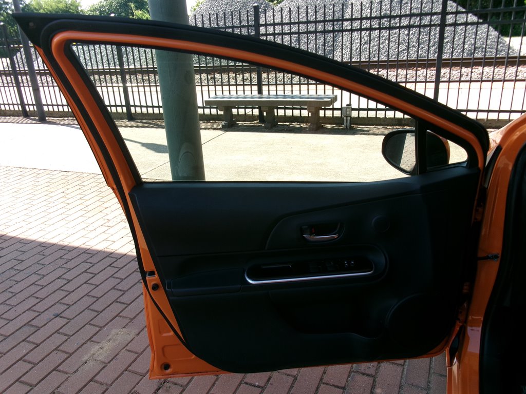 2015 Toyota Prius - $11,995