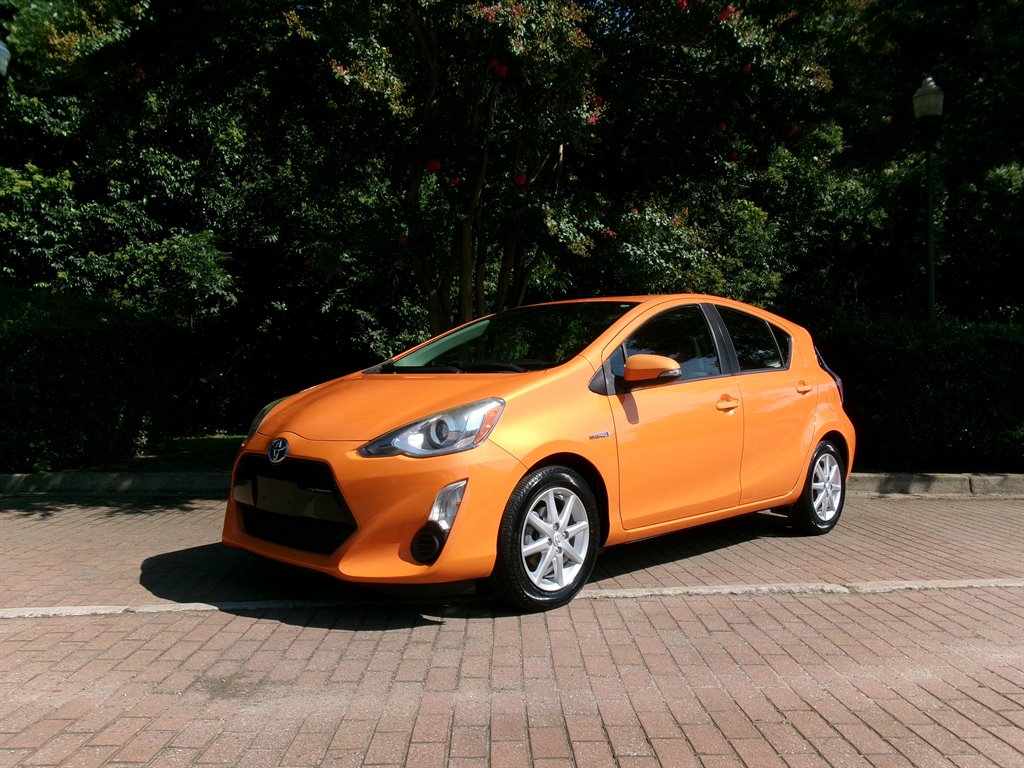 2015 Toyota Prius - $11,995