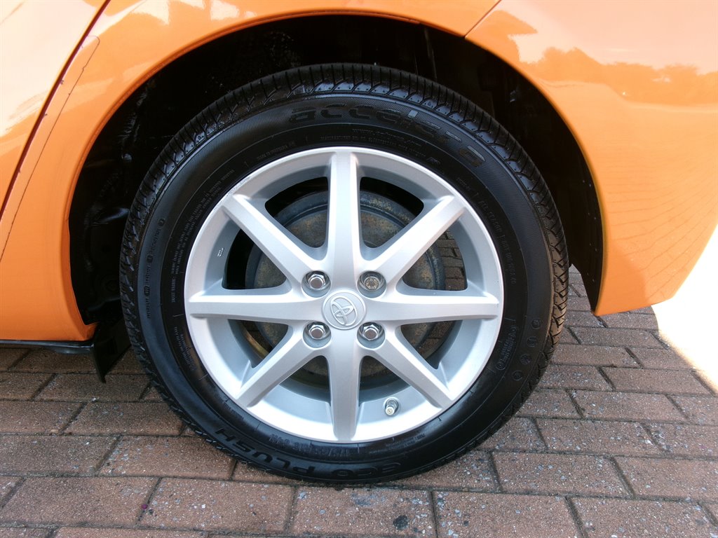 2015 Toyota Prius - $11,995