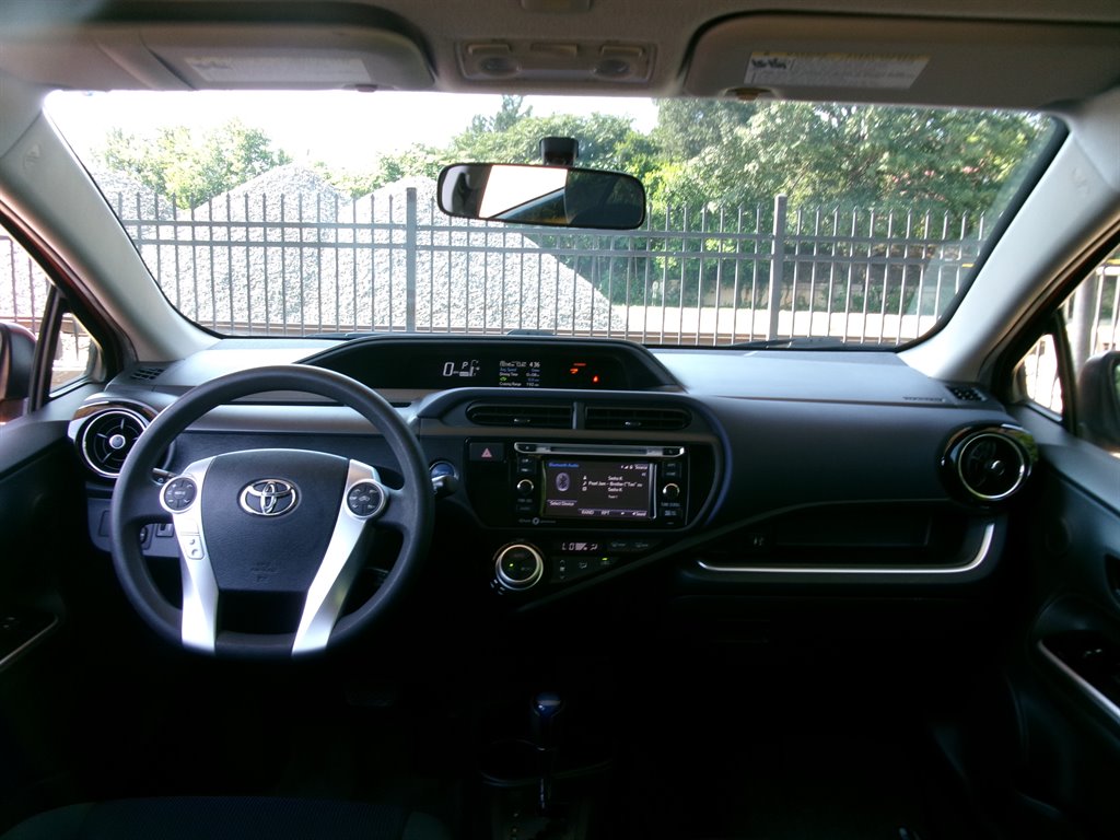 2015 Toyota Prius - $11,995