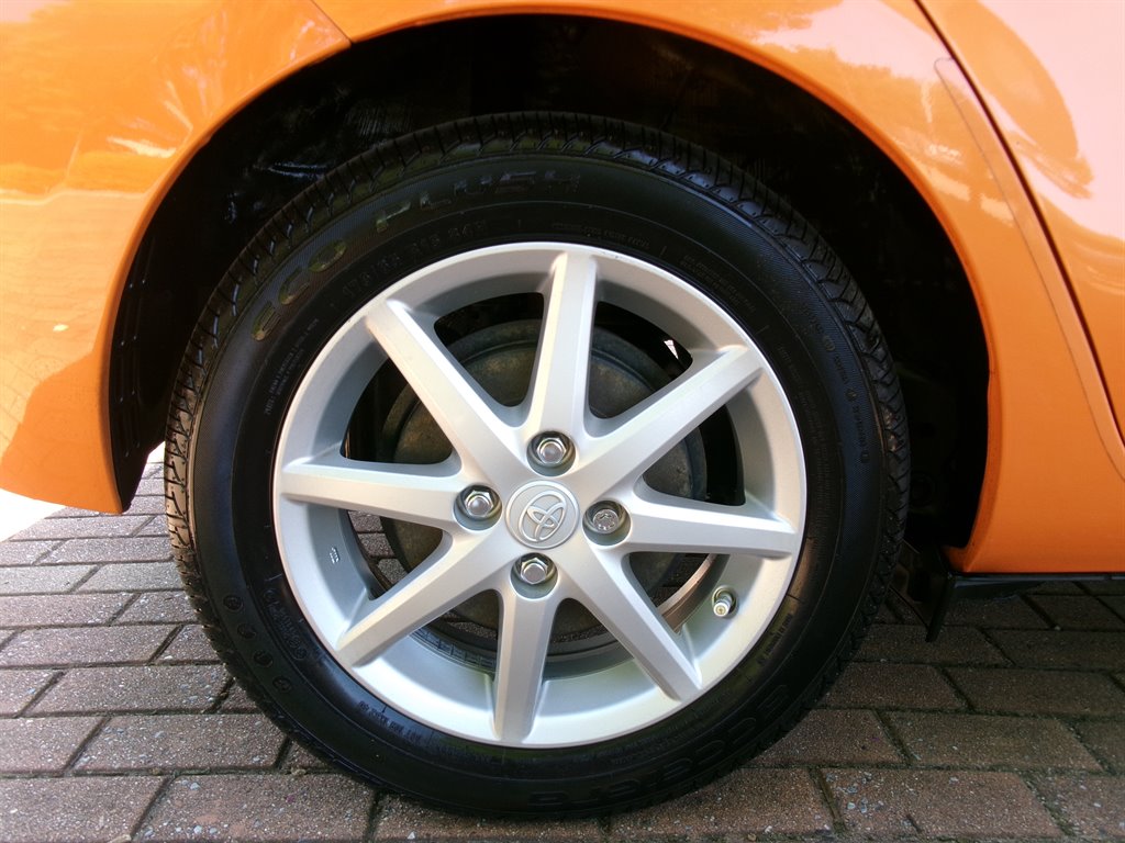2015 Toyota Prius - $11,995