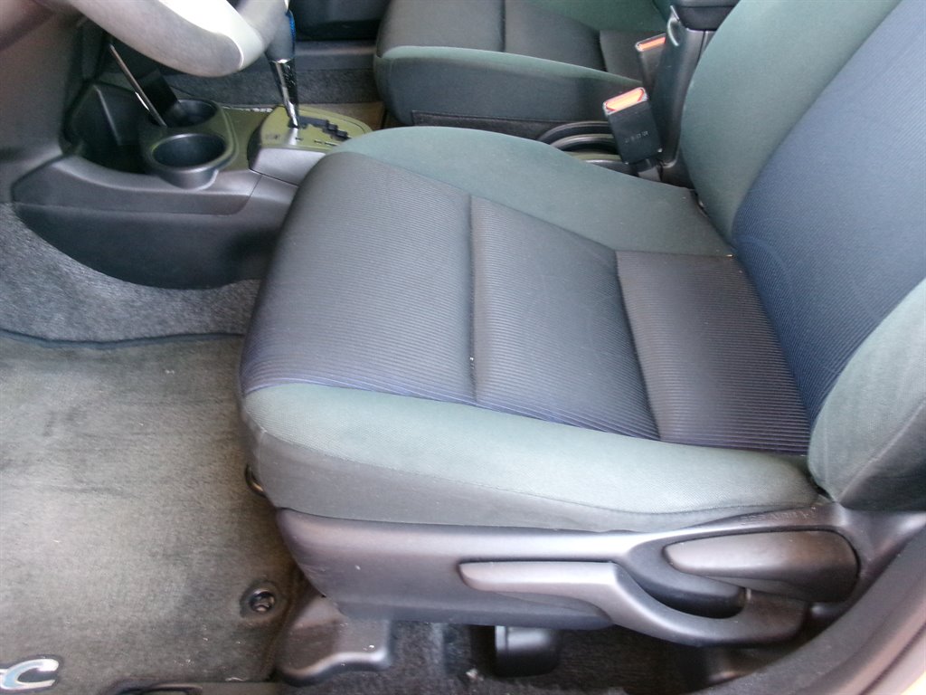 2015 Toyota Prius - $11,995