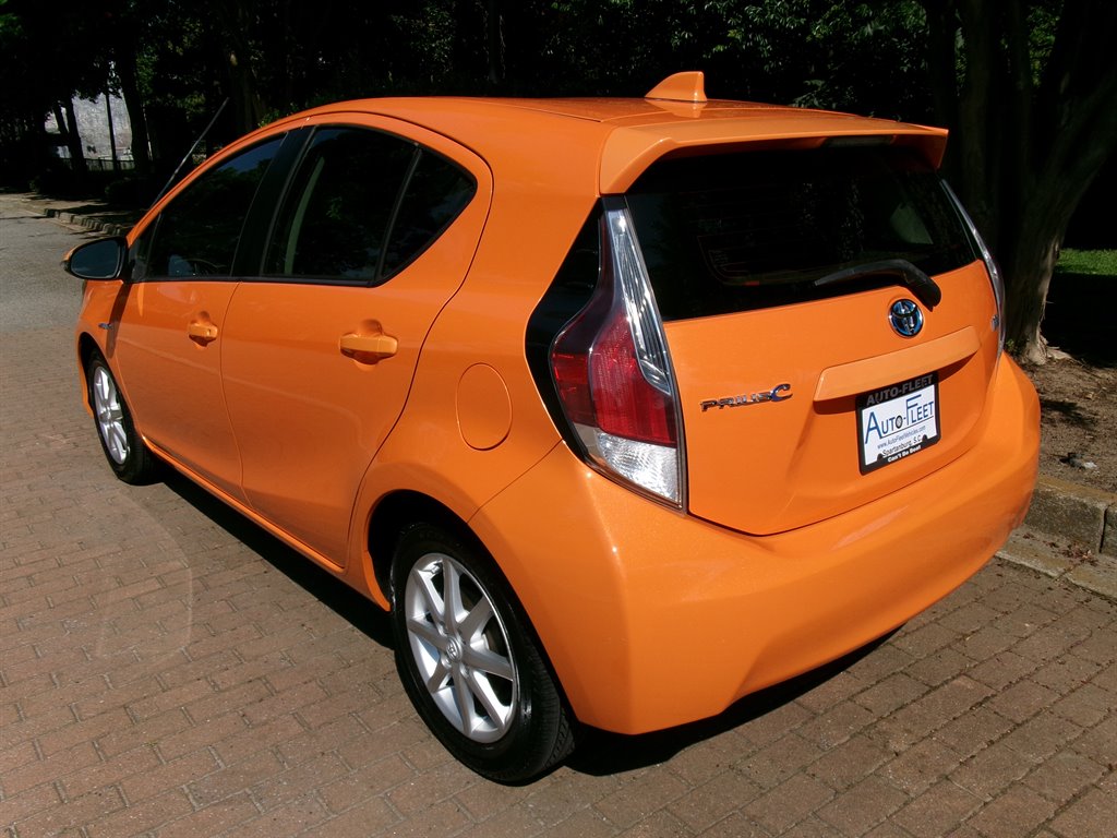 2015 Toyota Prius - $11,995
