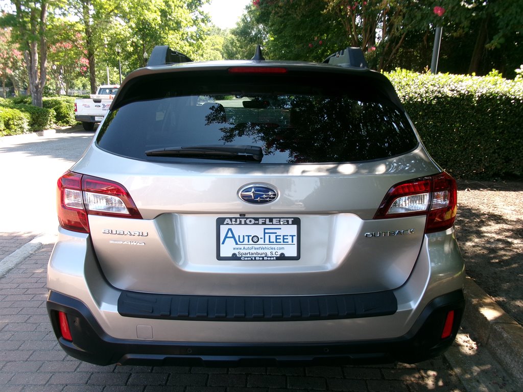 2018 Subaru Outback - $14,995