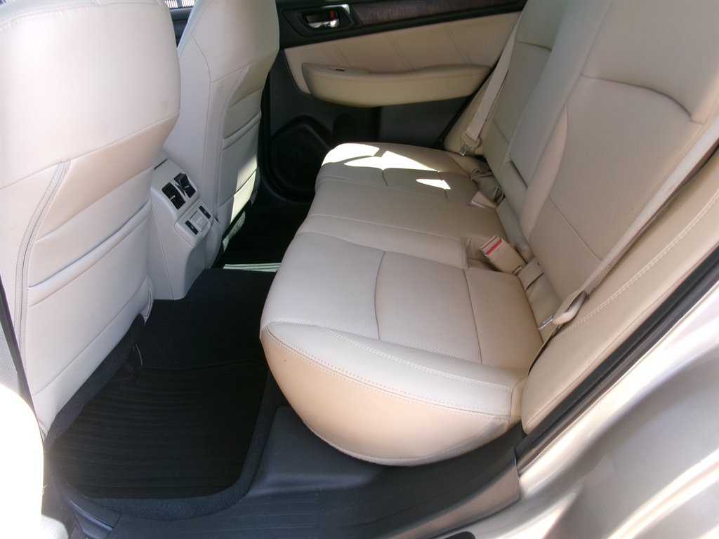 2018 Subaru Outback - $14,995