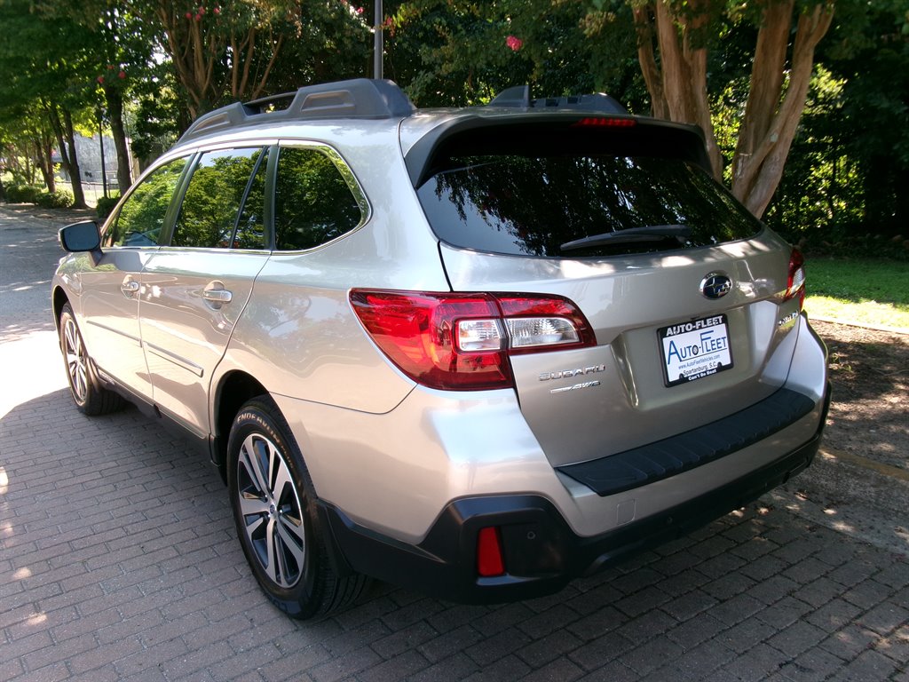 2018 Subaru Outback - $14,995