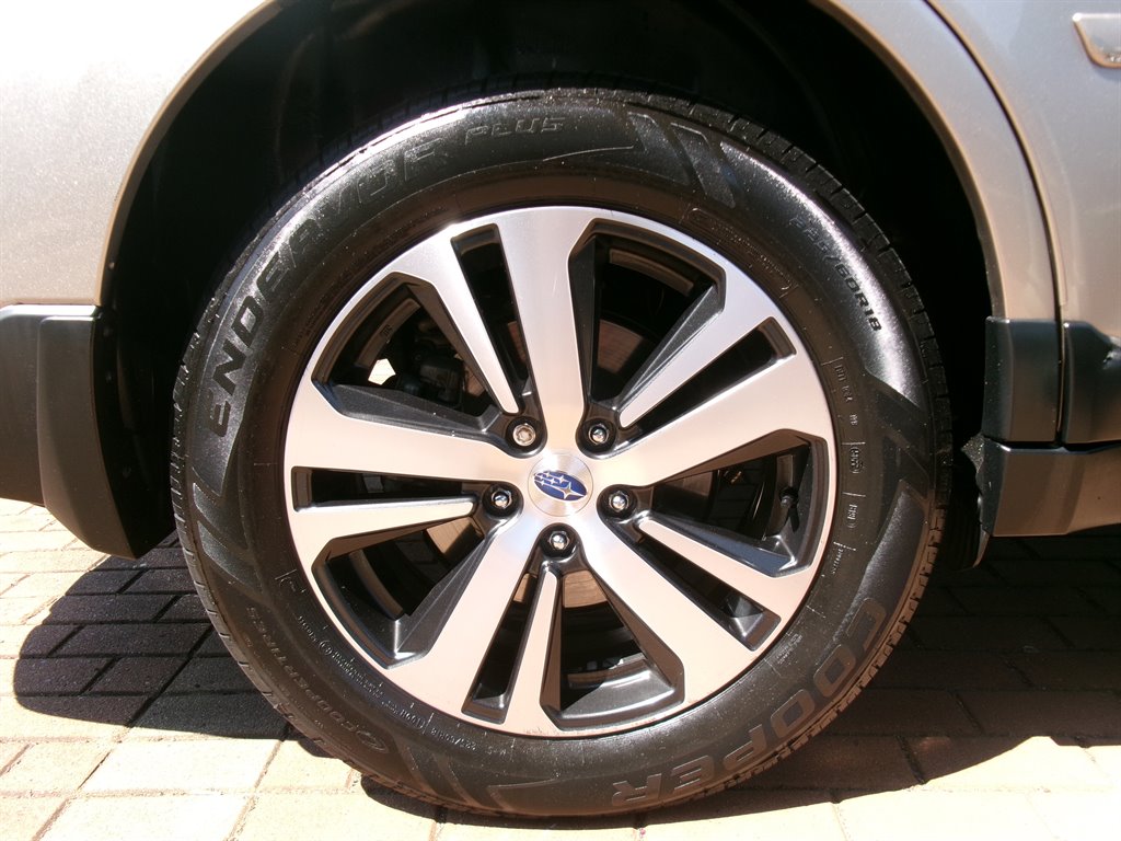 2018 Subaru Outback - $14,995