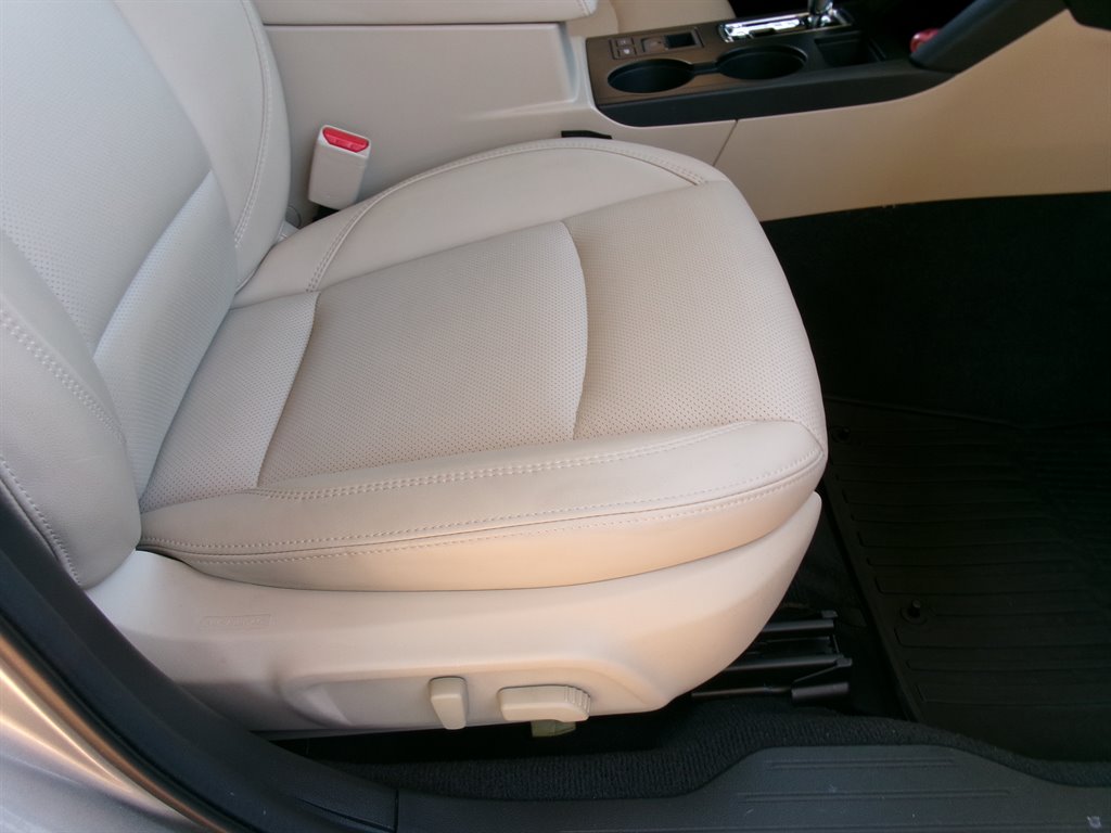 2018 Subaru Outback - $14,995