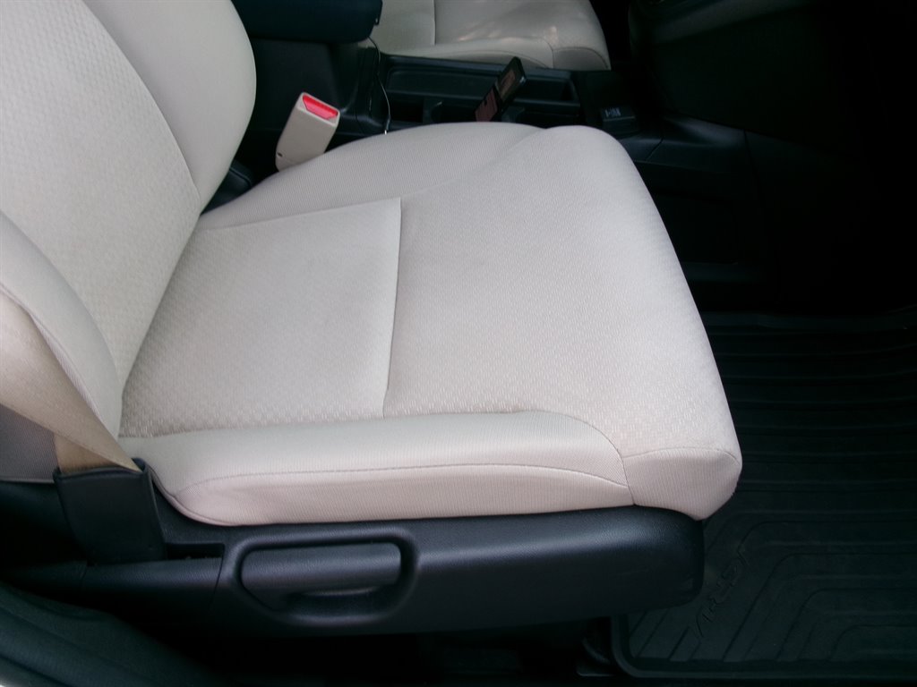 2015 Honda CR-V - $14,995