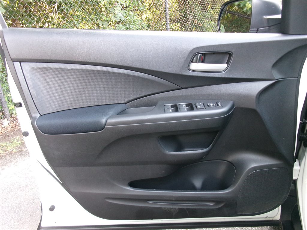 2015 Honda CR-V - $14,995