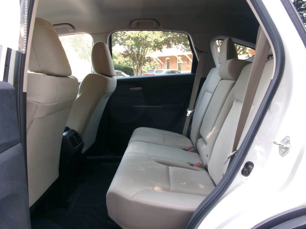 2015 Honda CR-V - $14,995