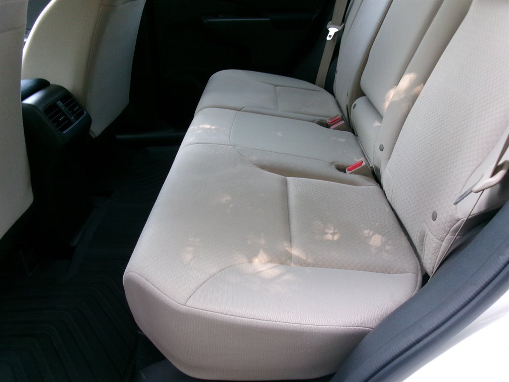 2015 Honda CR-V - $14,995