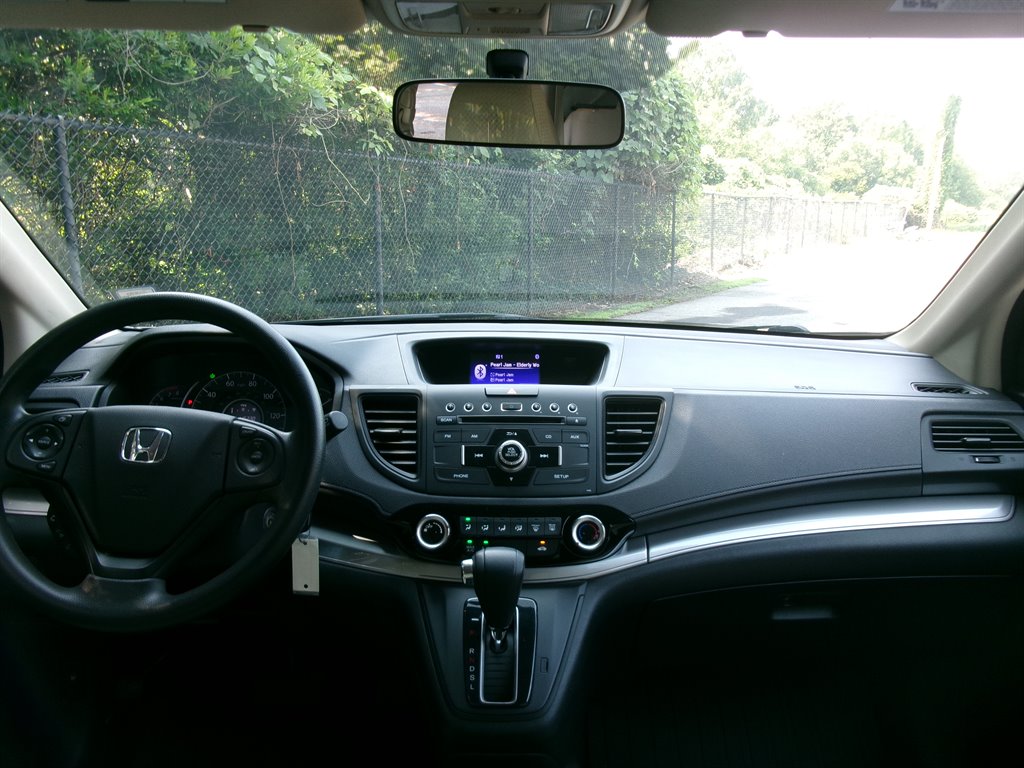 2015 Honda CR-V - $14,995