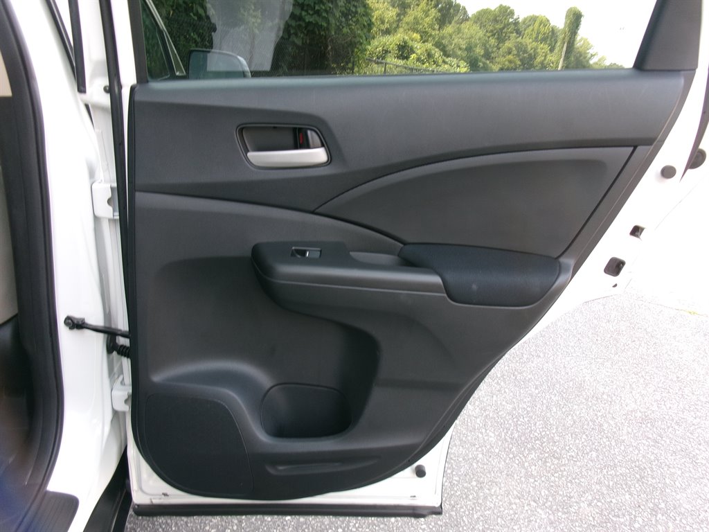 2015 Honda CR-V - $14,995