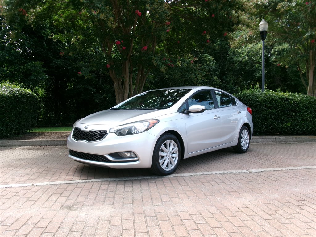 2014 Kia Forte - $9,995