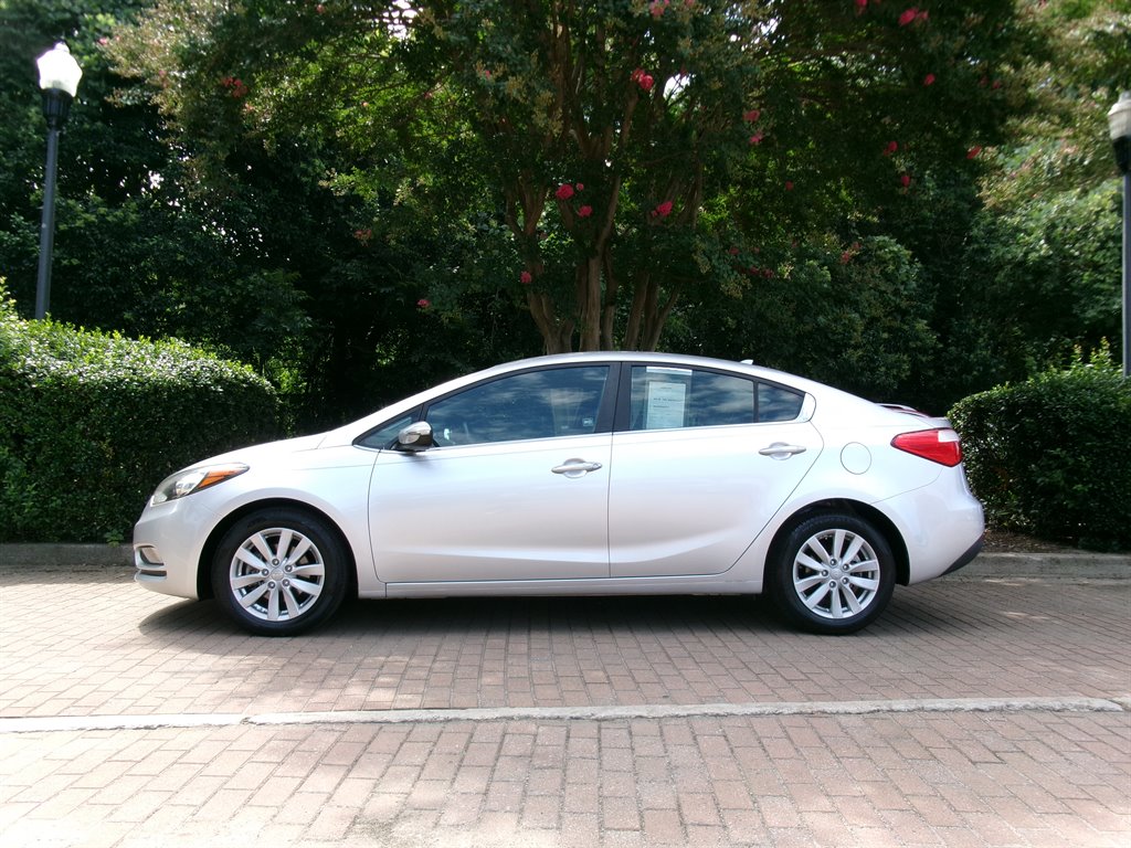 2014 Kia Forte - $9,995