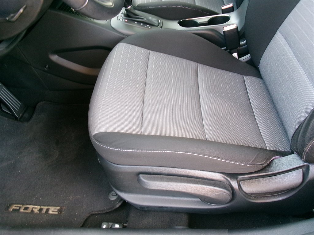 2014 Kia Forte - $9,995