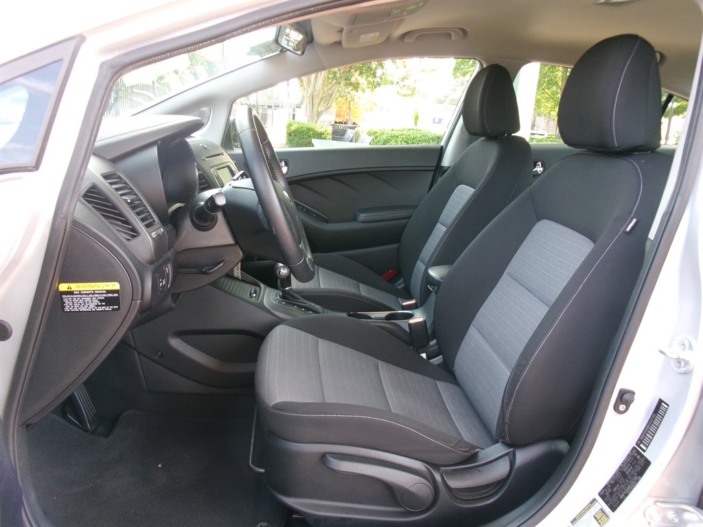2014 Kia Forte - $9,995