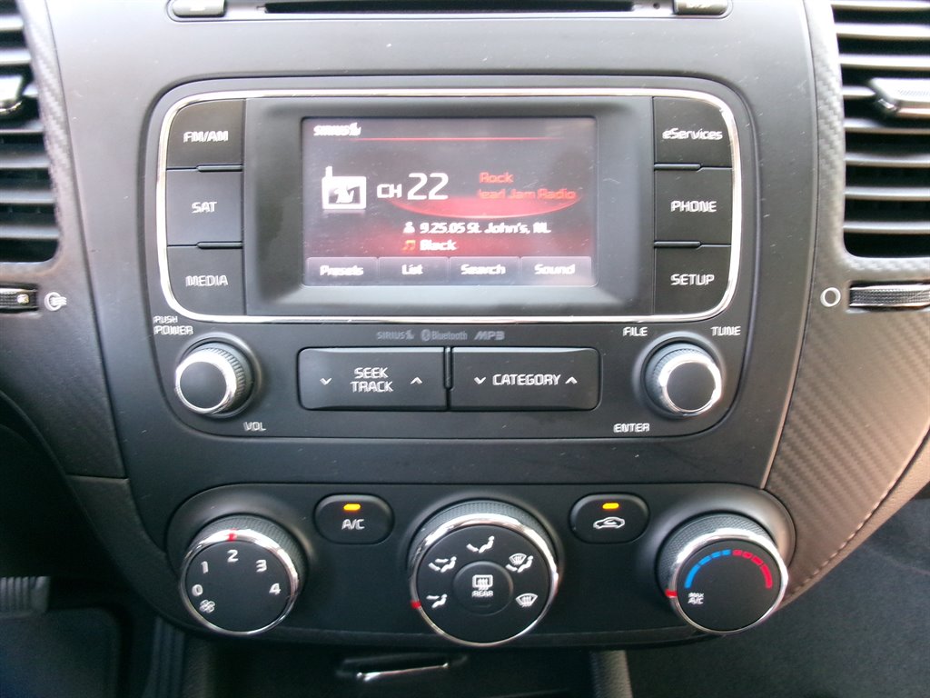 2014 Kia Forte - $9,995