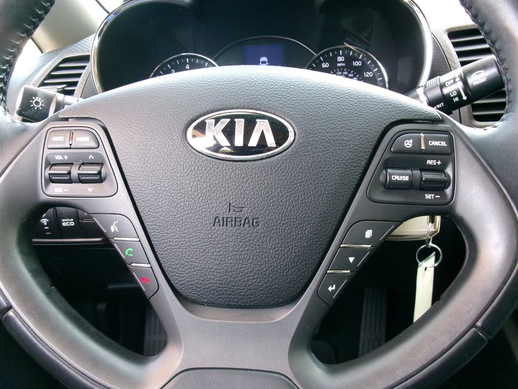 2014 Kia Forte - $9,995