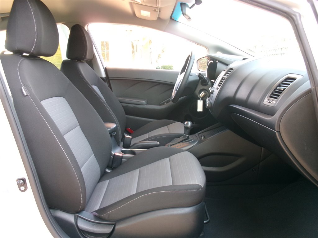 2014 Kia Forte - $9,995