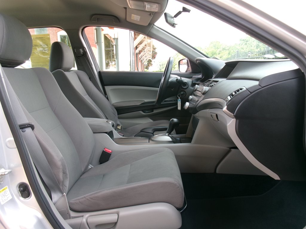 2012 Honda Accord - $14,995