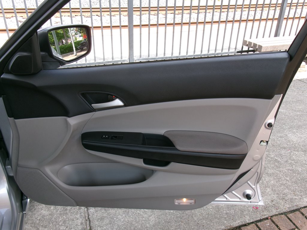 2012 Honda Accord - $14,995