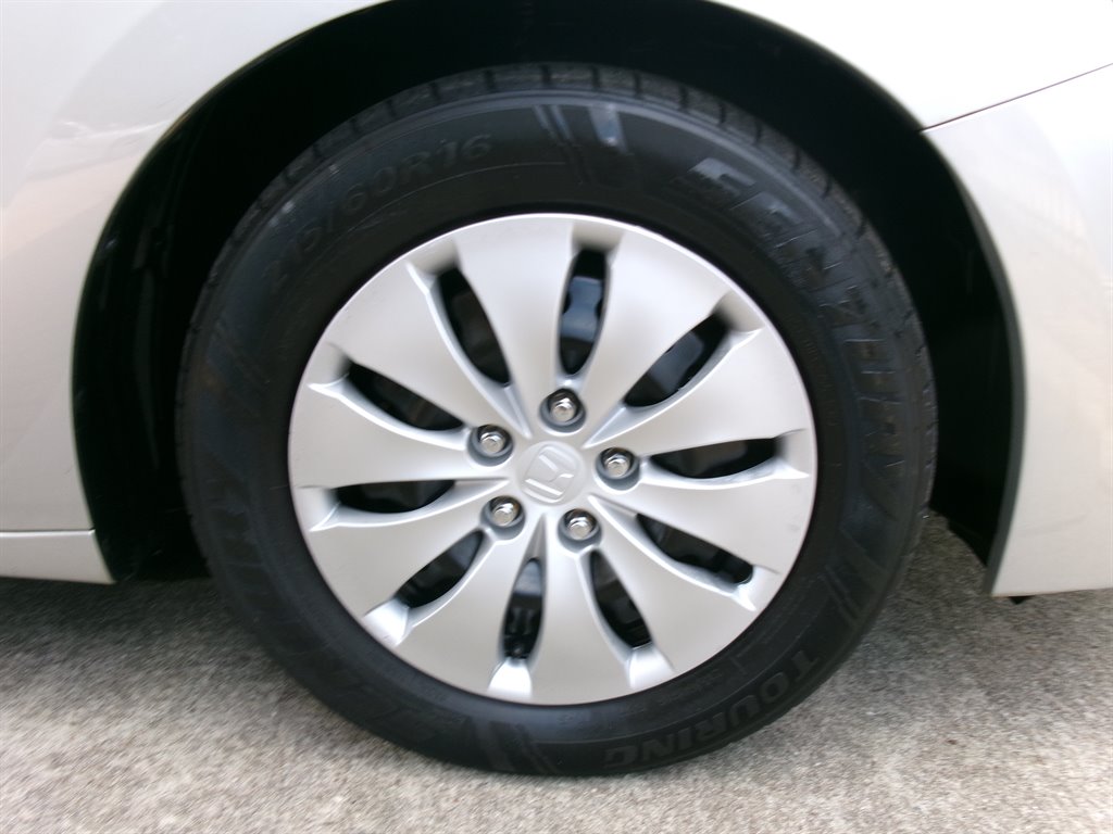 2012 Honda Accord - $14,995