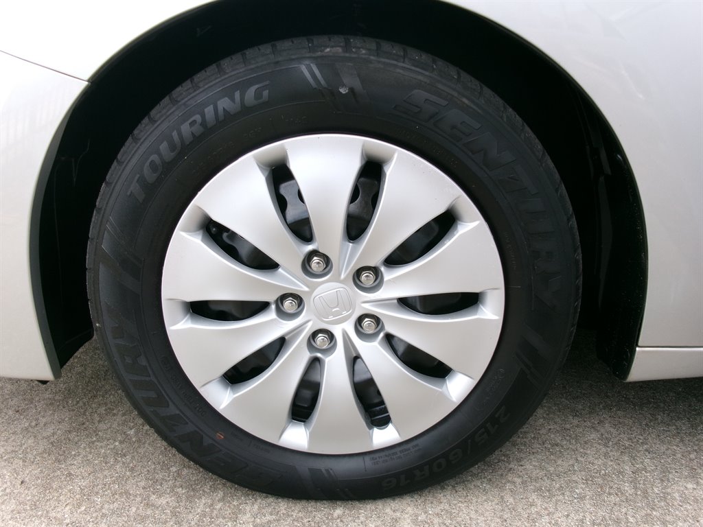 2012 Honda Accord - $14,995