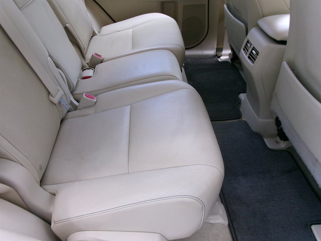 2013 Lexus RX - $15,995