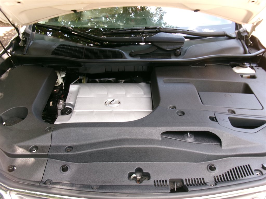 2013 Lexus RX - $15,995