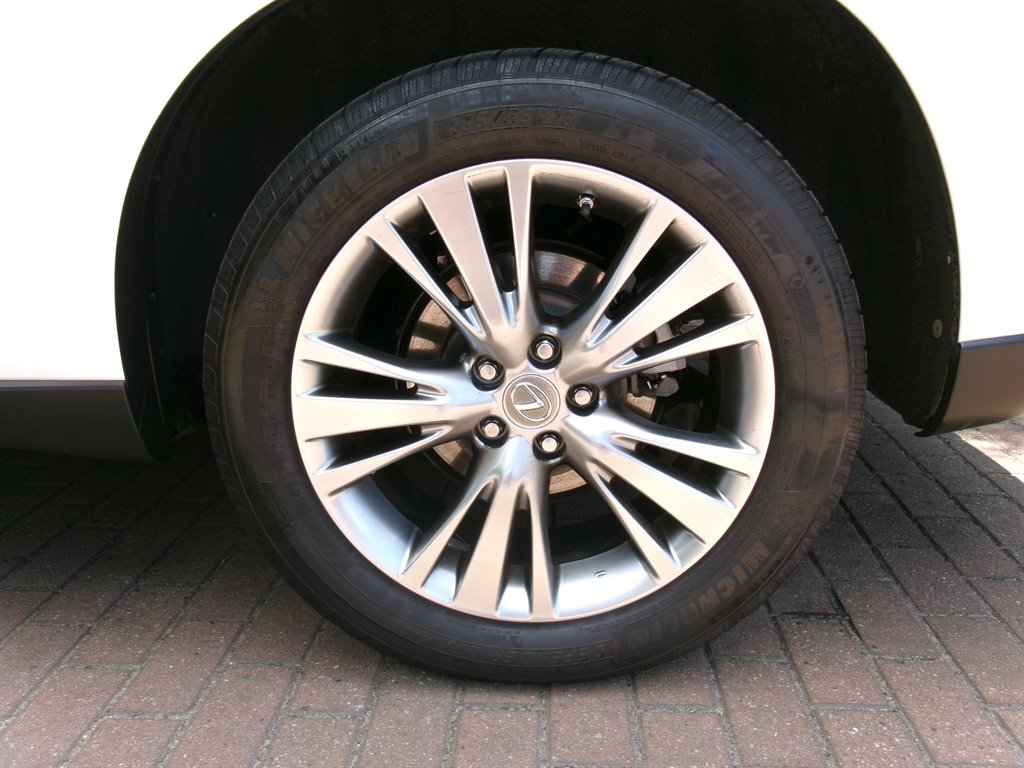 2013 Lexus RX - $15,995