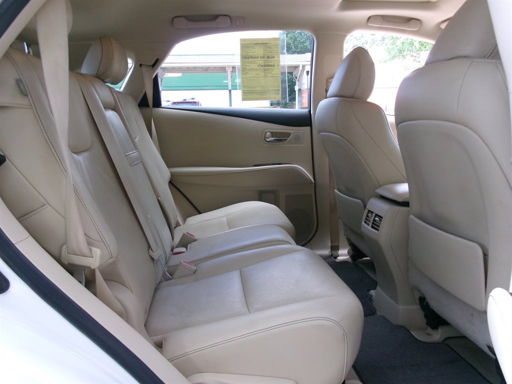 2013 Lexus RX - $15,995