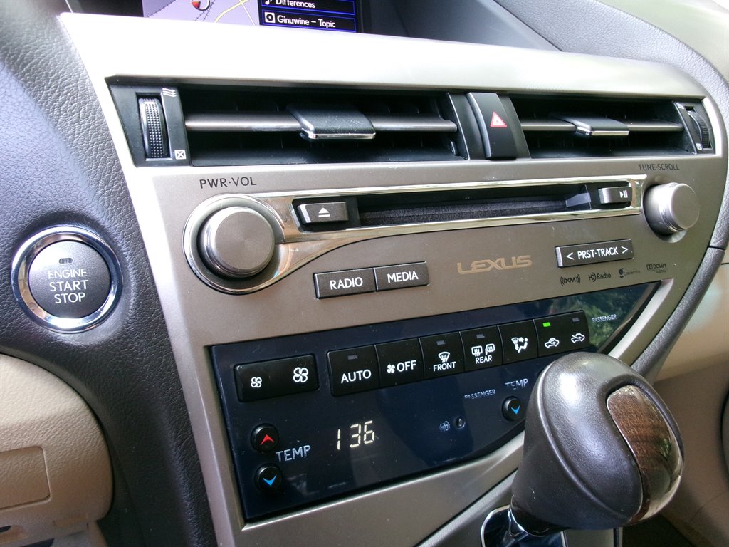 2013 Lexus RX - $15,995