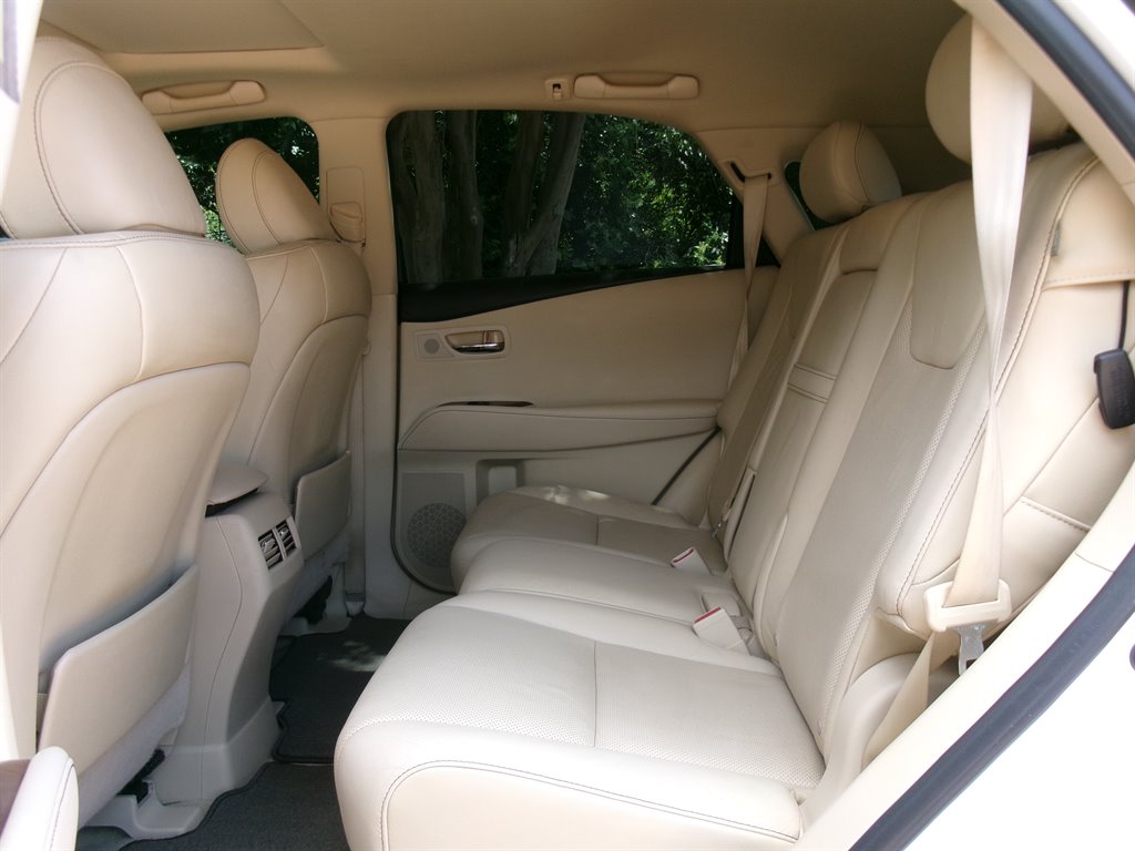 2013 Lexus RX - $15,995