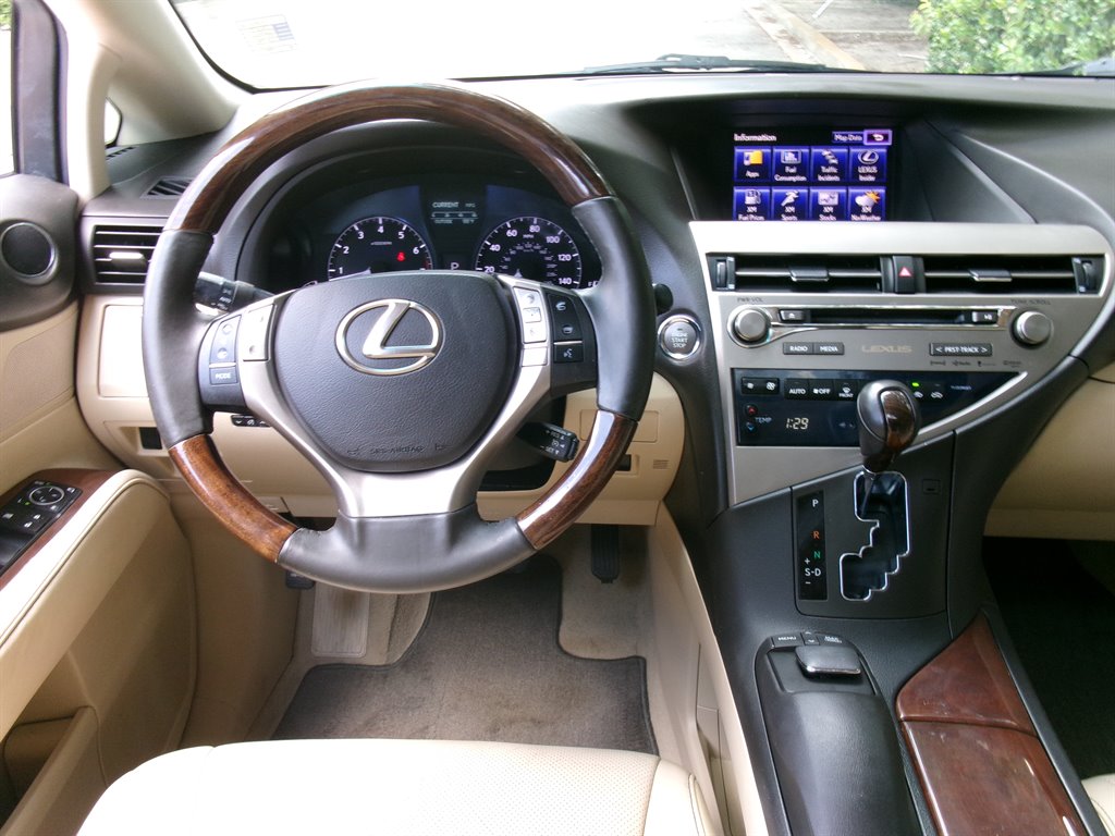 2013 Lexus RX - $15,995