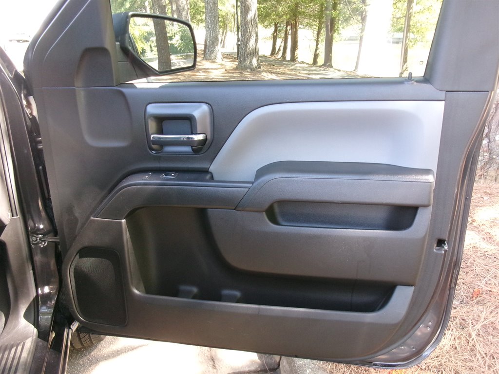 2016 Chevrolet Silverado - $19,995