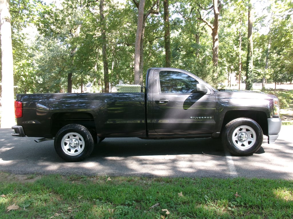2016 Chevrolet Silverado - $19,995