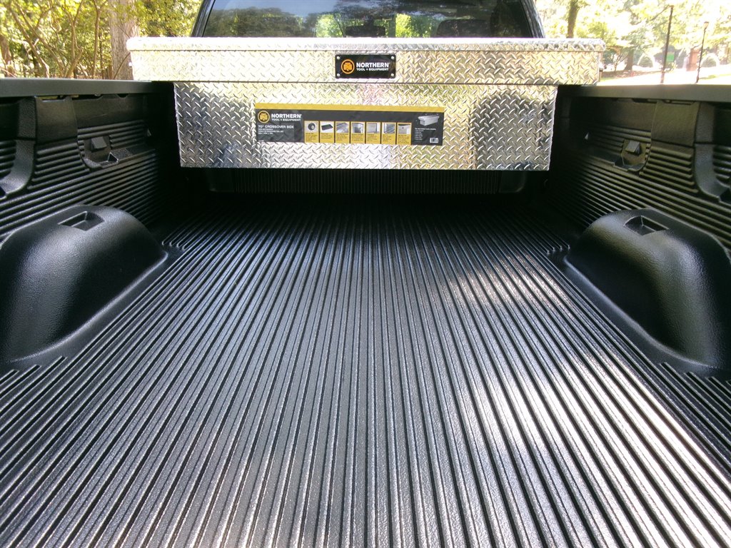 2016 Chevrolet Silverado - $19,995