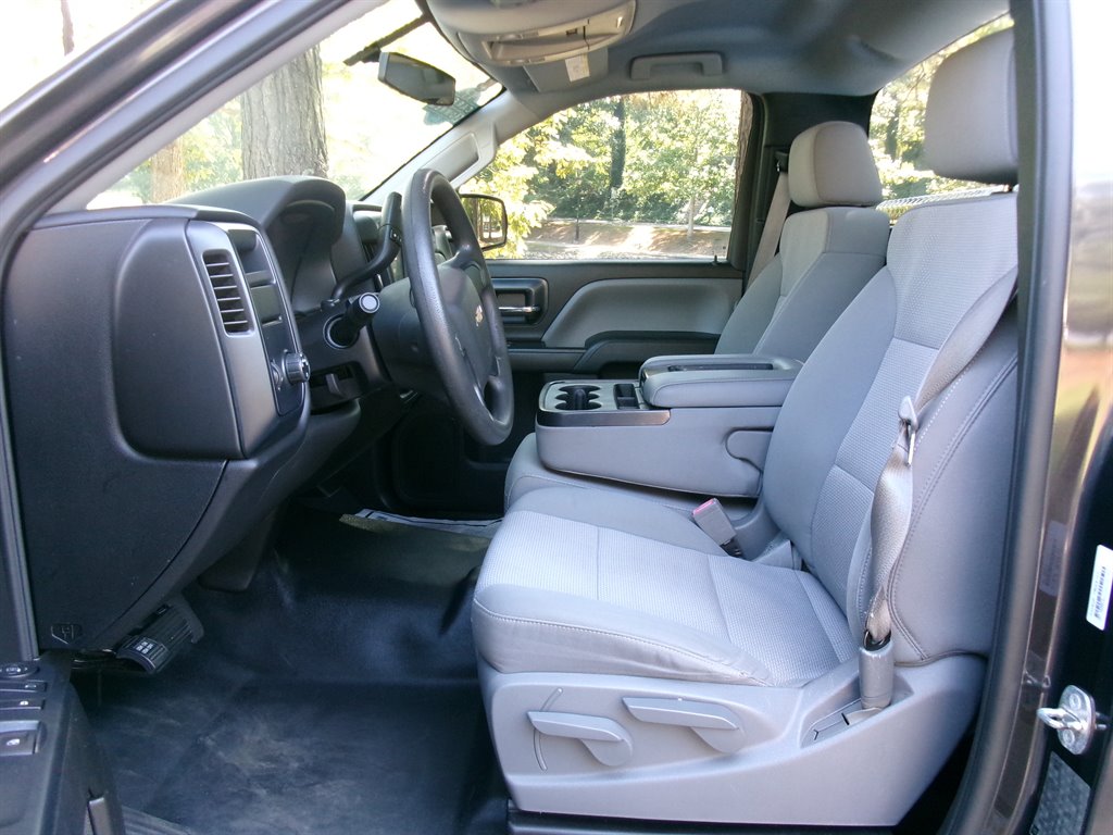 2016 Chevrolet Silverado - $19,995