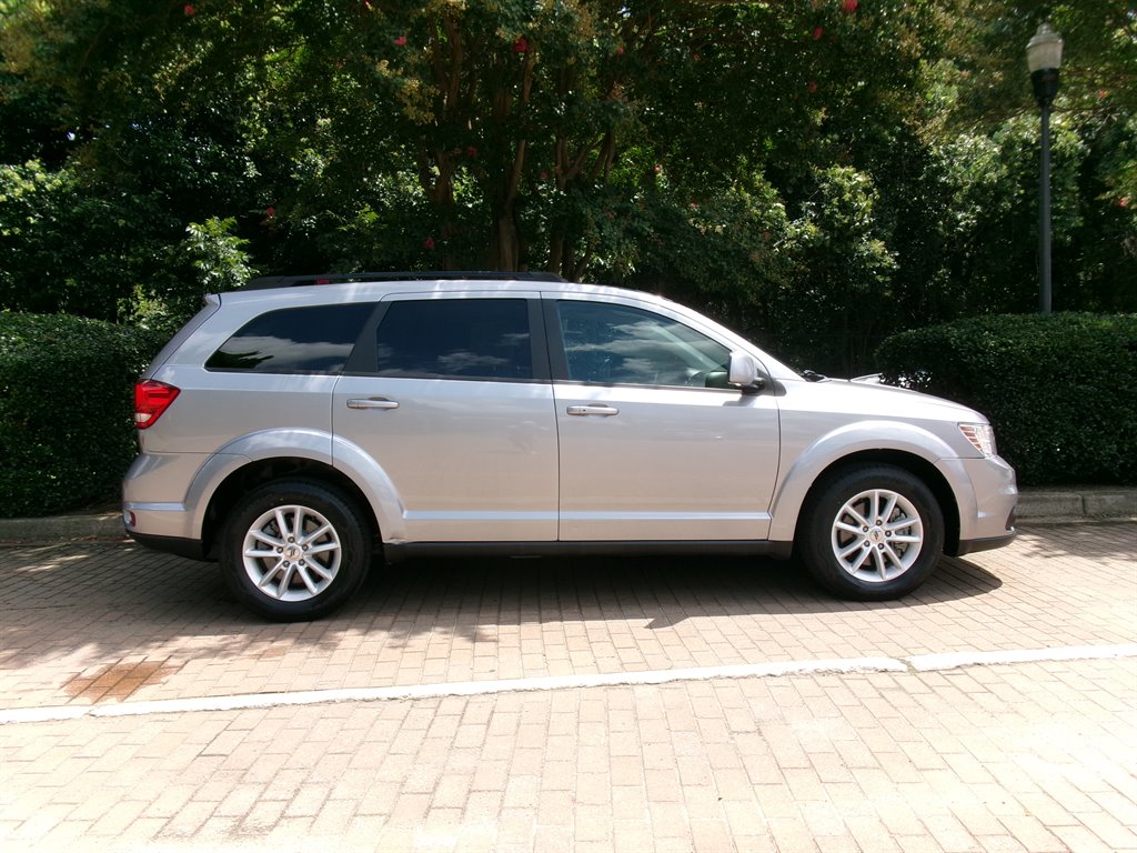 2018 Dodge Journey - $16,995