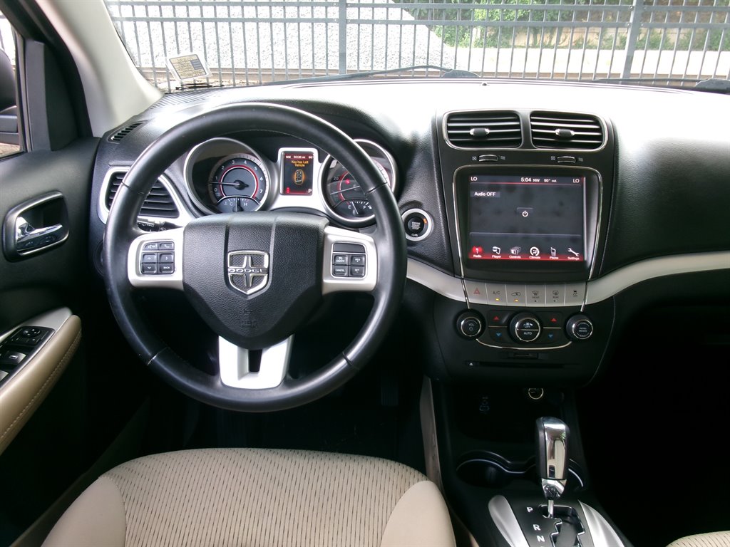 2018 Dodge Journey - $16,995