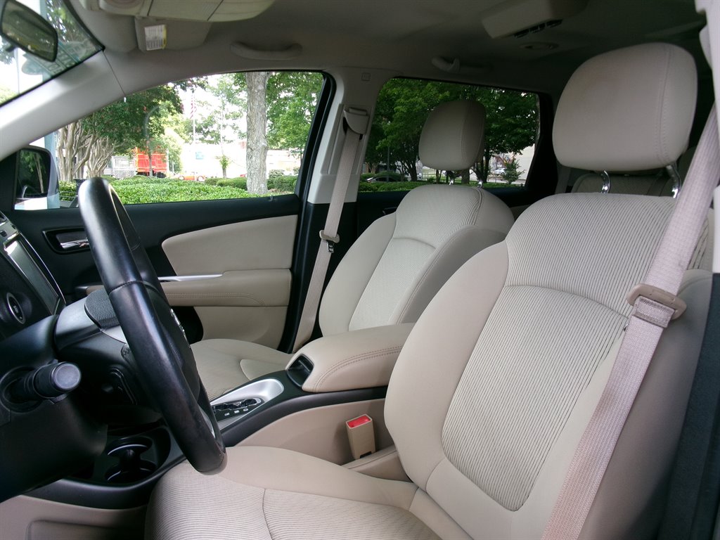 2018 Dodge Journey - $16,995